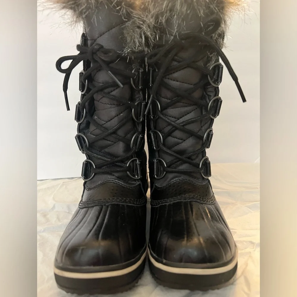 Sorel Women's Black Winter Boots